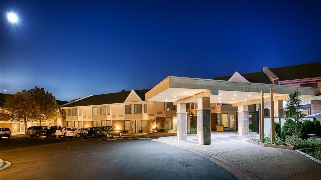 Quality Inn & Suites Brampton Eksteriør billede