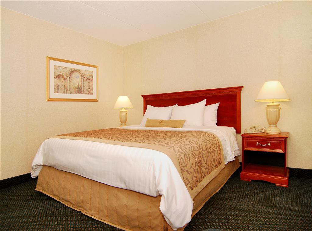 Quality Inn & Suites Brampton Eksteriør billede