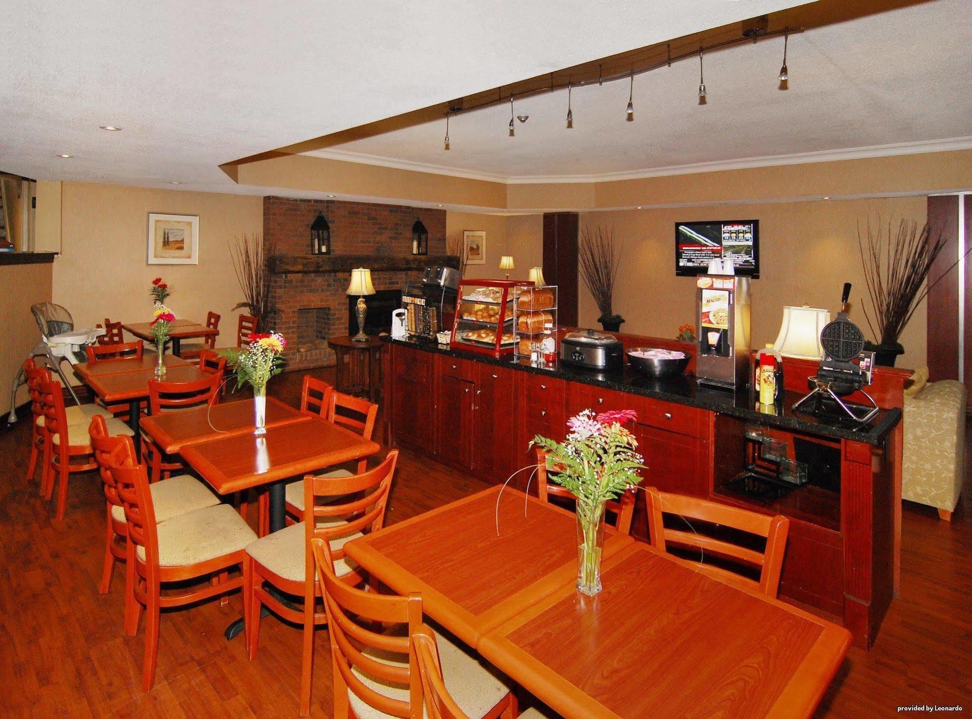 Quality Inn & Suites Brampton Eksteriør billede