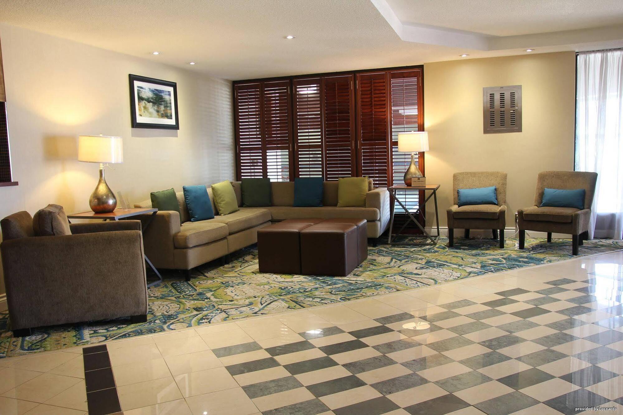 Quality Inn & Suites Brampton Eksteriør billede